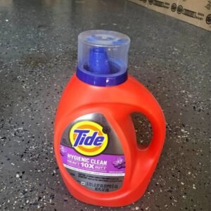 Liquid mixed cleaning detergents all new 300 bottles in a pallet $400 send a message to place your order. Always a successful delivery Yes we ship pallets worldwide (16)